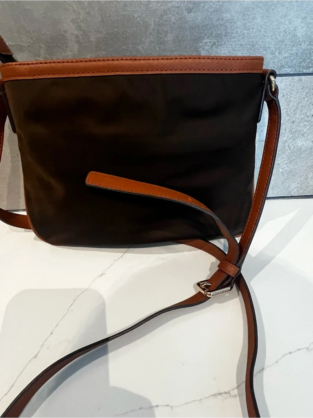 Michael Kors 6x9” brown crossbody bag-like new